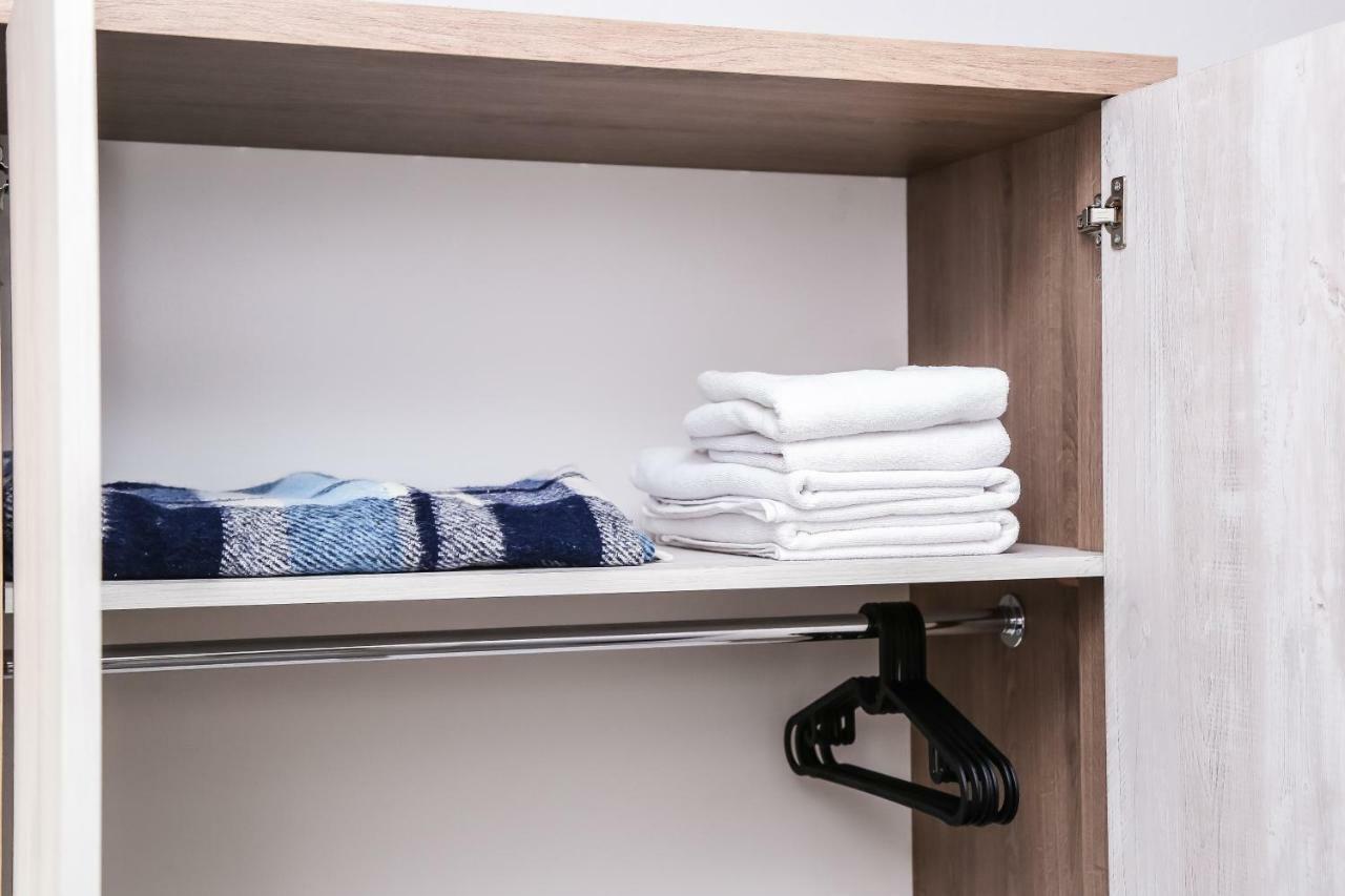 אודסה Square Apartments מראה חיצוני תמונה